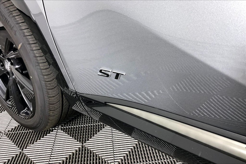 New 2026 Buick Envision Sport Touring AWD/4WD image 10