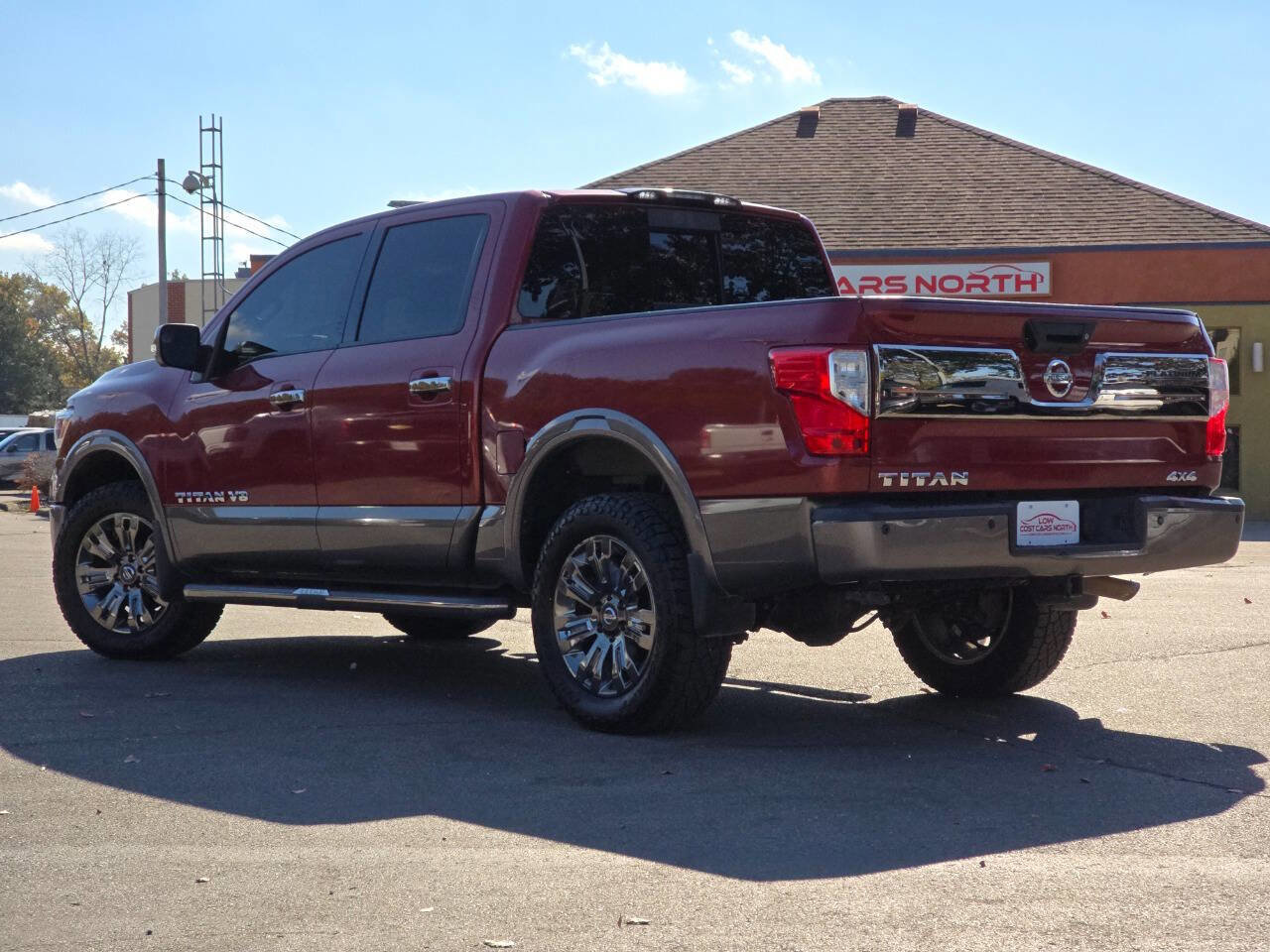 Used 2019 Nissan Titan Platinum Reserve w/ Platinum Utility Package image 16