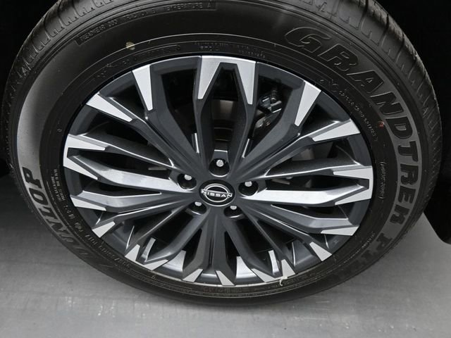 New 2026 Nissan Rogue Platinum image 15