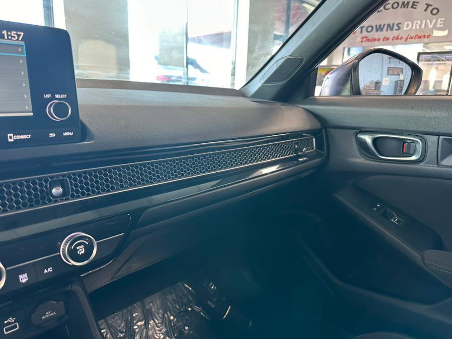 Used 2022 Honda Civic Sport image 42