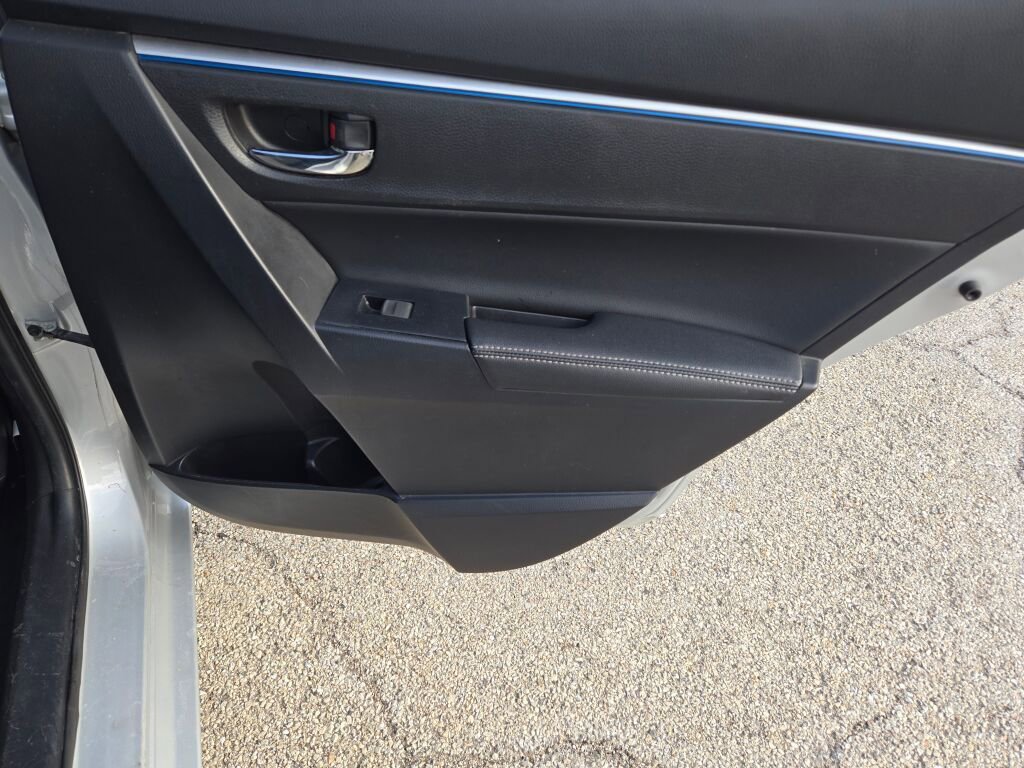 Used 2014 Toyota Corolla S image 9