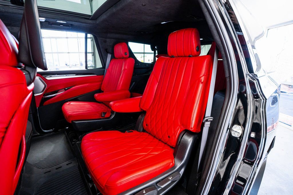 Used 2025 Cadillac Escalade Sport Platinum w/ LPO, Floor Liner Package image 54