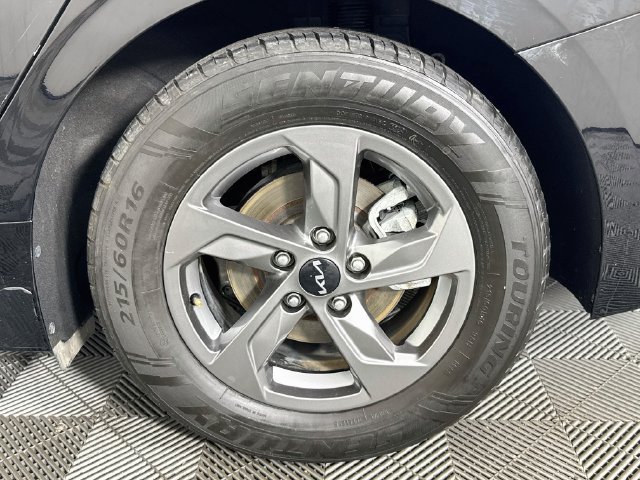 Used 2022 Kia K5 LXS FWD image 38