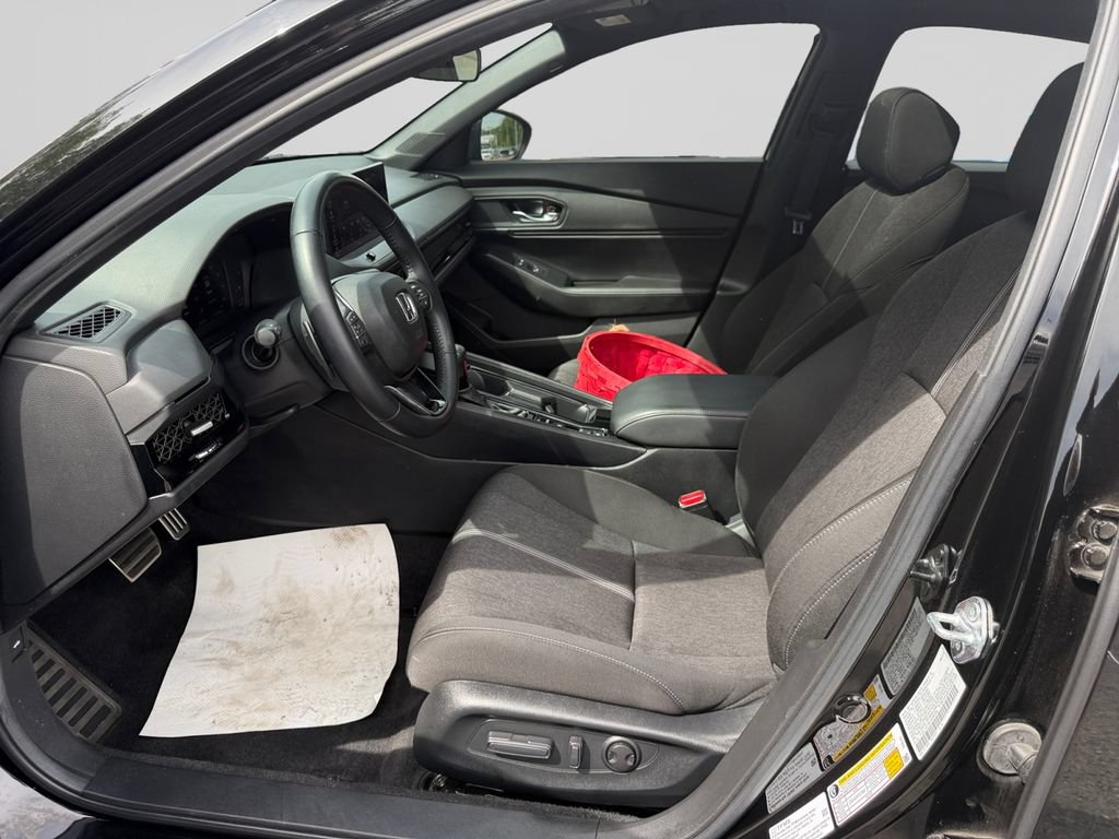 Used 2023 Honda Accord Sport image 10