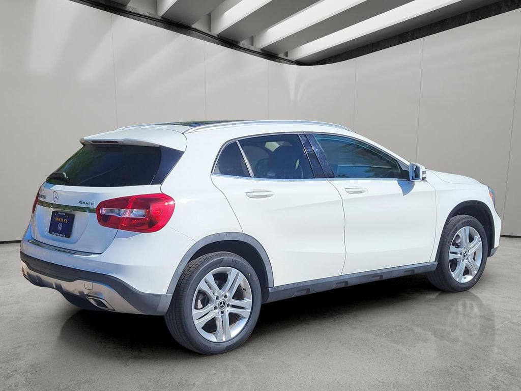 Used 2019 Mercedes-Benz GLA 250 4MATIC w/ Premium Package image 3