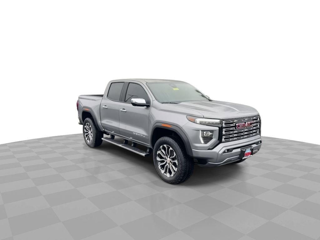 New 2026 GMC Canyon Denali image 2