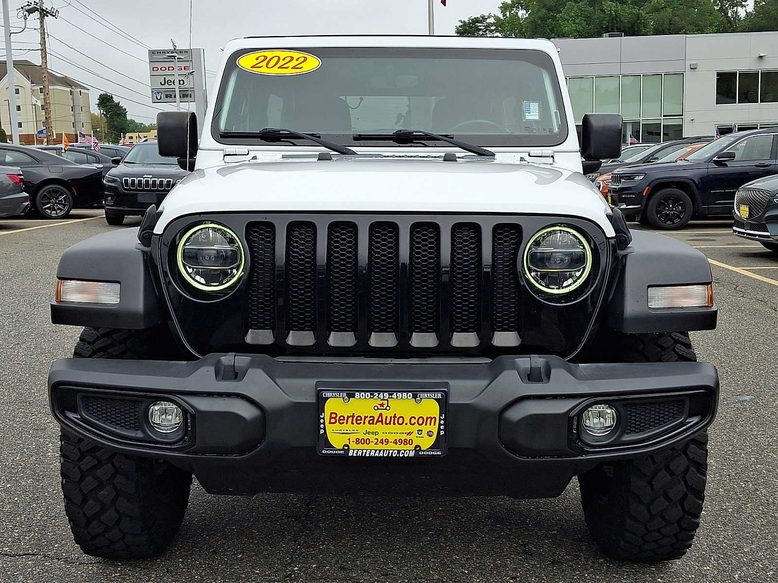 Used 2022 Jeep Wrangler Unlimited Sport AWD/4WD image 2