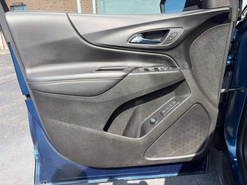 Used 2019 Chevrolet Equinox Premier w/ LPO, Floor Liner Package AWD/4WD image 17