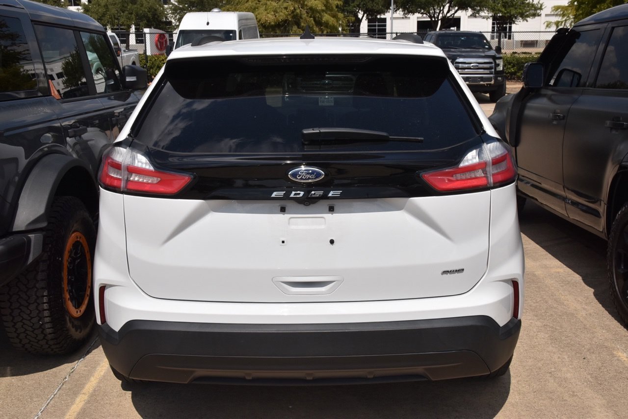 Used 2023 Ford Edge SE AWD/4WD image 8