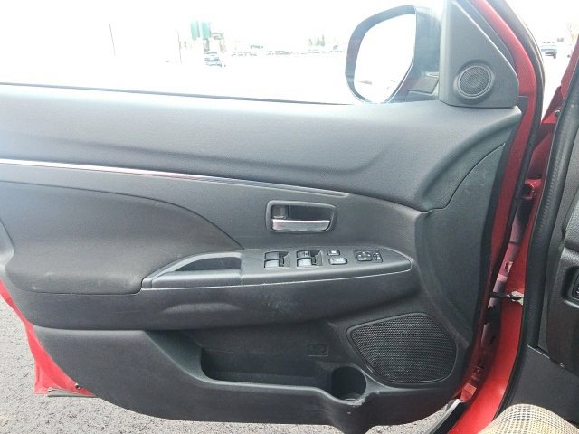 Used 2017 Mitsubishi Outlander Sport LE image 27