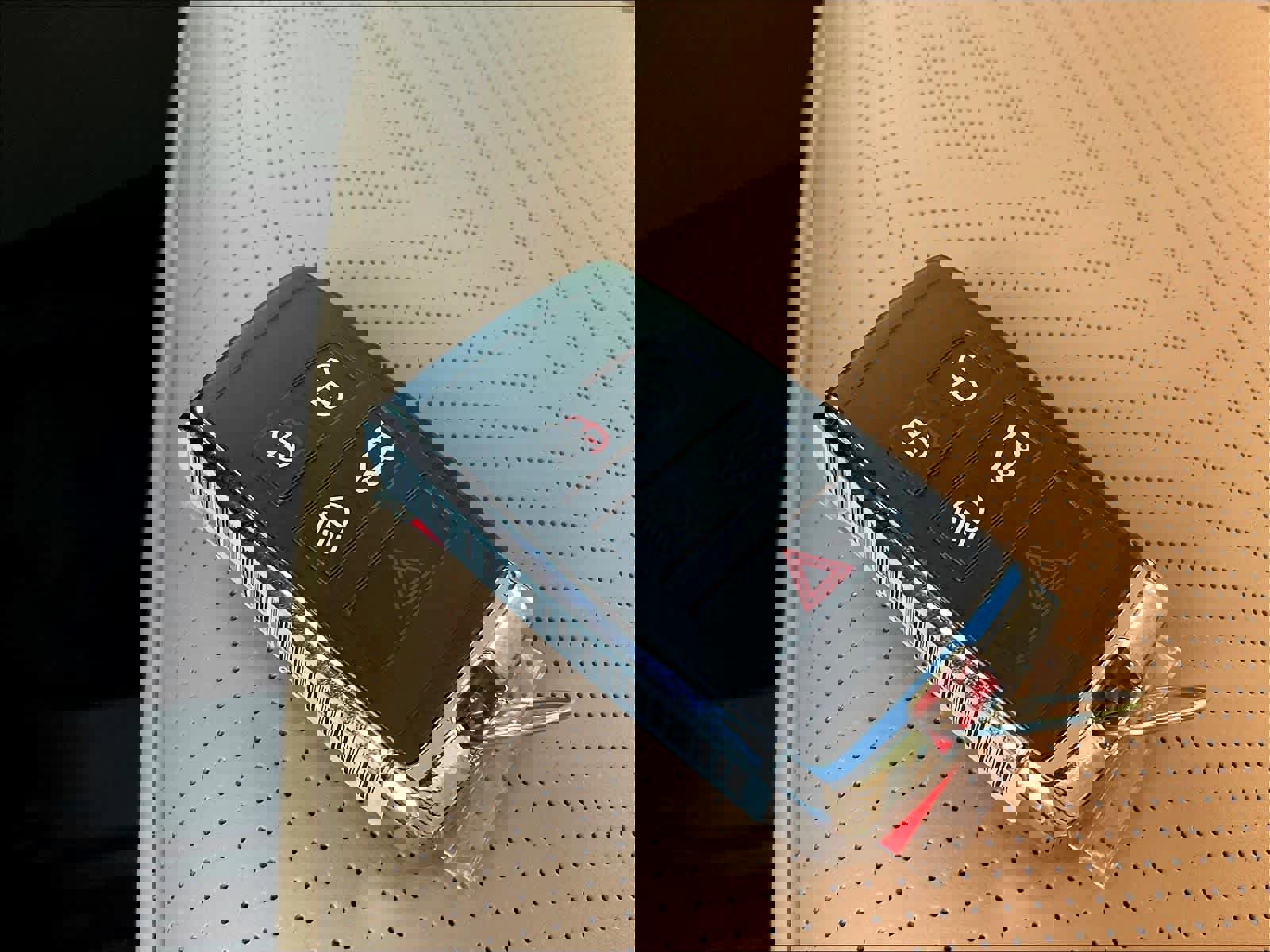 New 2025 Land Rover Discovery Dynamic SE image 35