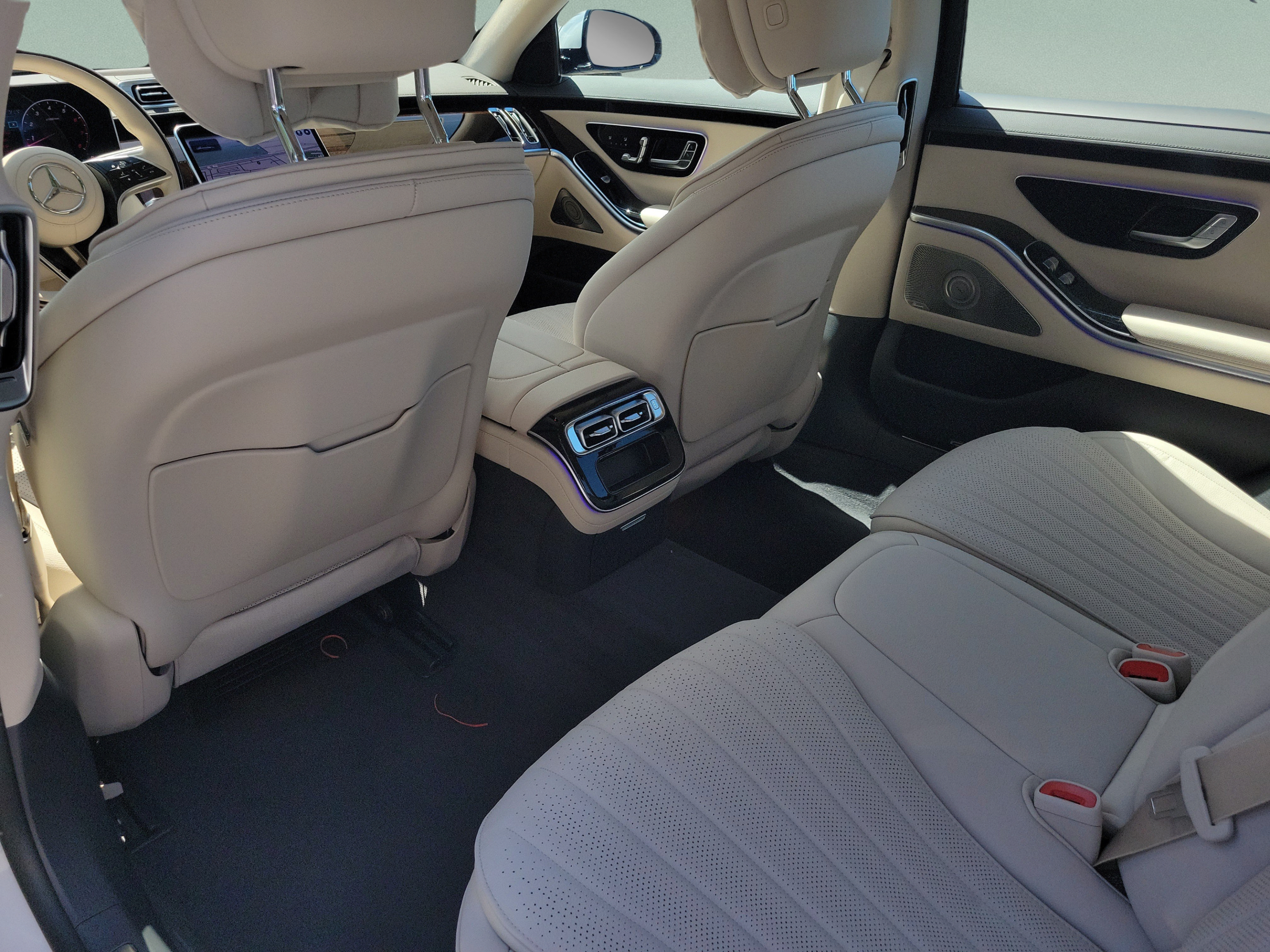New 2026 Mercedes-Benz S 500 4MATIC image 9
