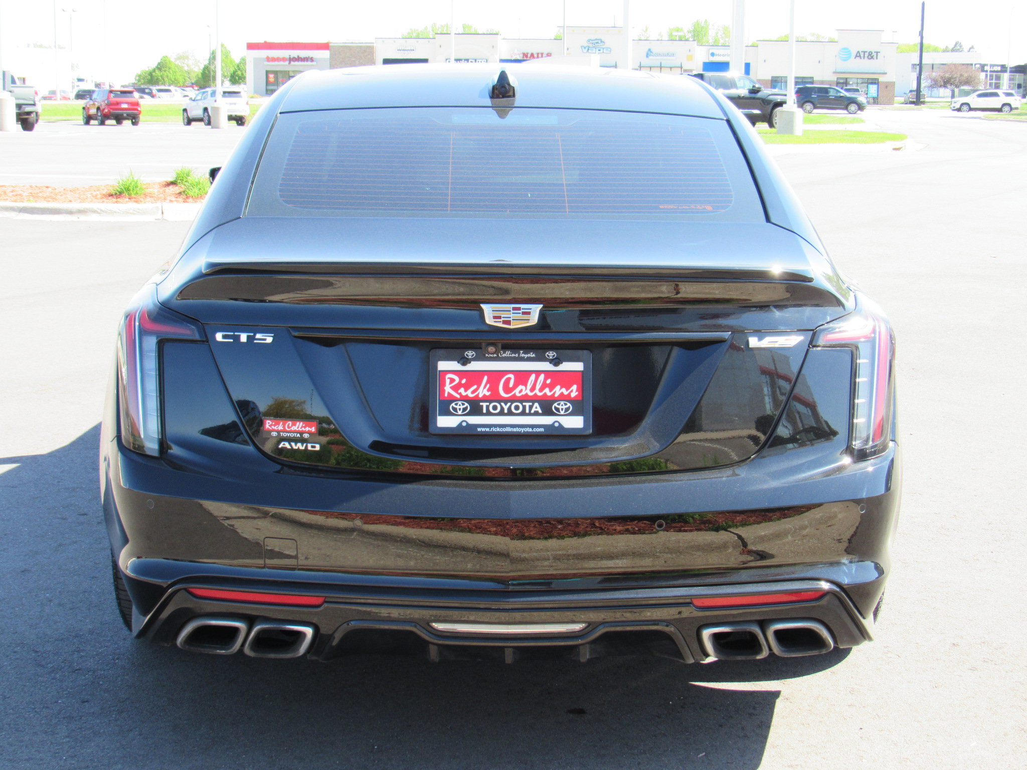 Used 2023 Cadillac CT5 V w/ Platinum Package AWD/4WD image 5