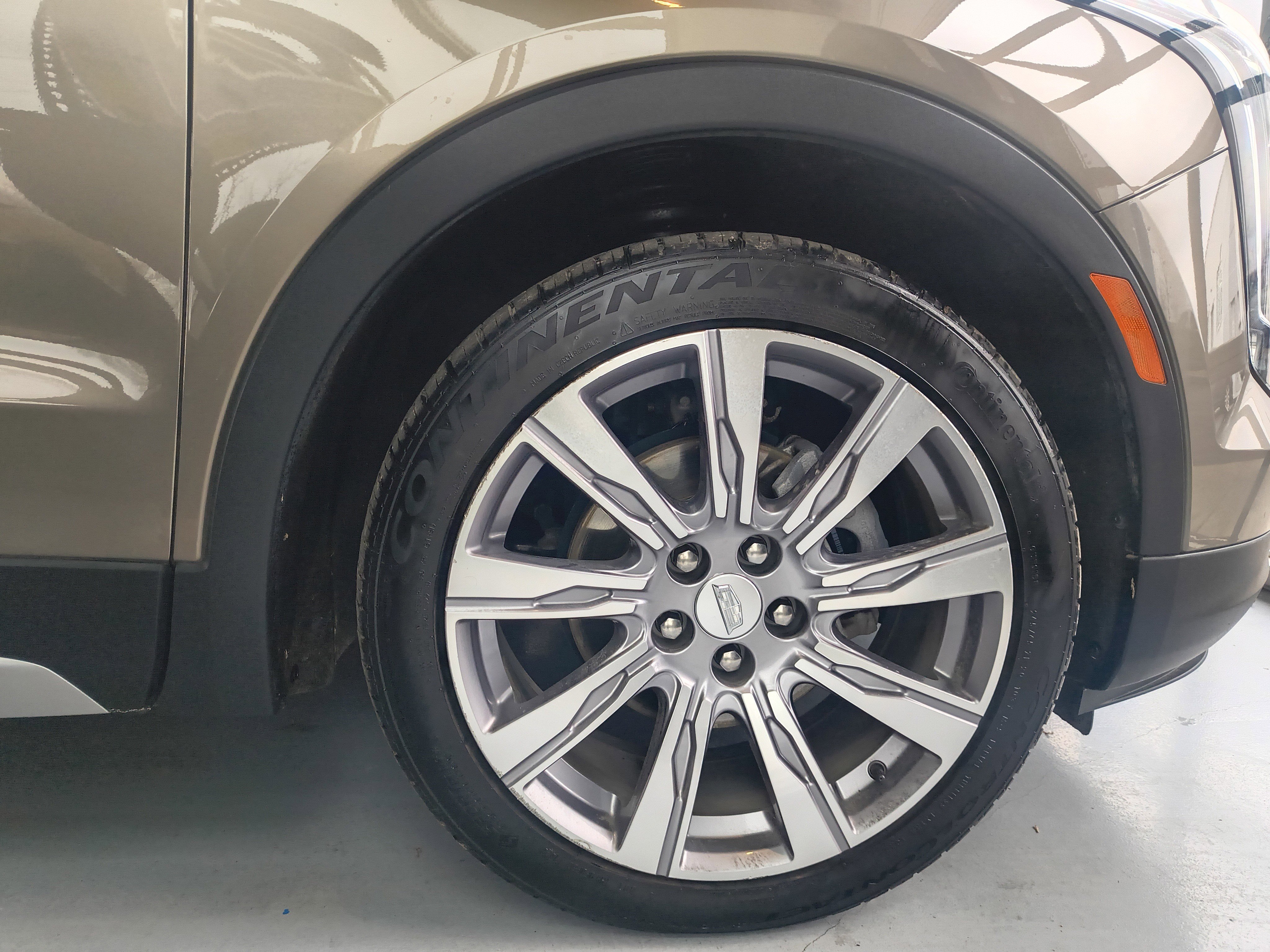 Used 2020 Cadillac XT4 Premium Luxury w/ Technology Package image 26