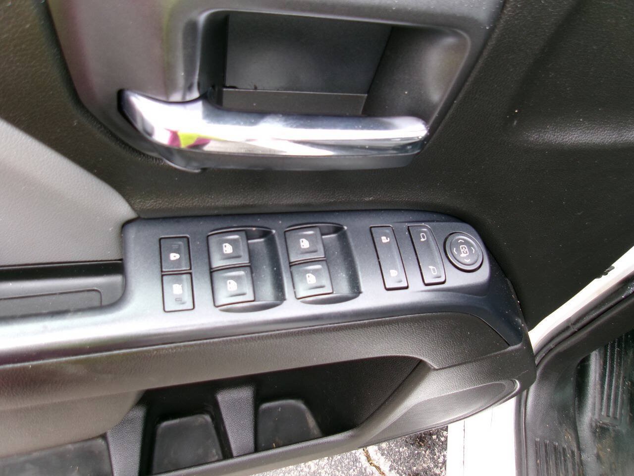 Used 2019 Chevrolet Silverado 2500 W/T w/ WT Convenience Package AWD/4WD image 19
