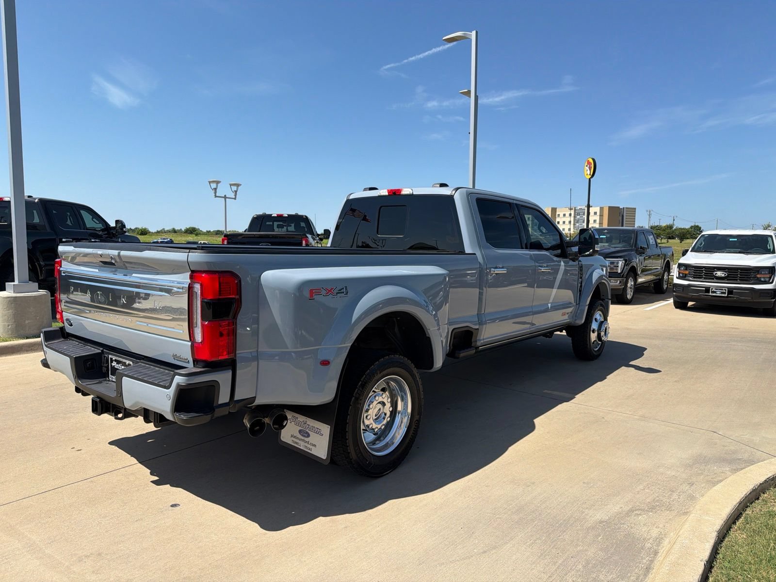 Used 2026 Ford F450 Platinum w/ Platinum Plus Package AWD/4WD image 5