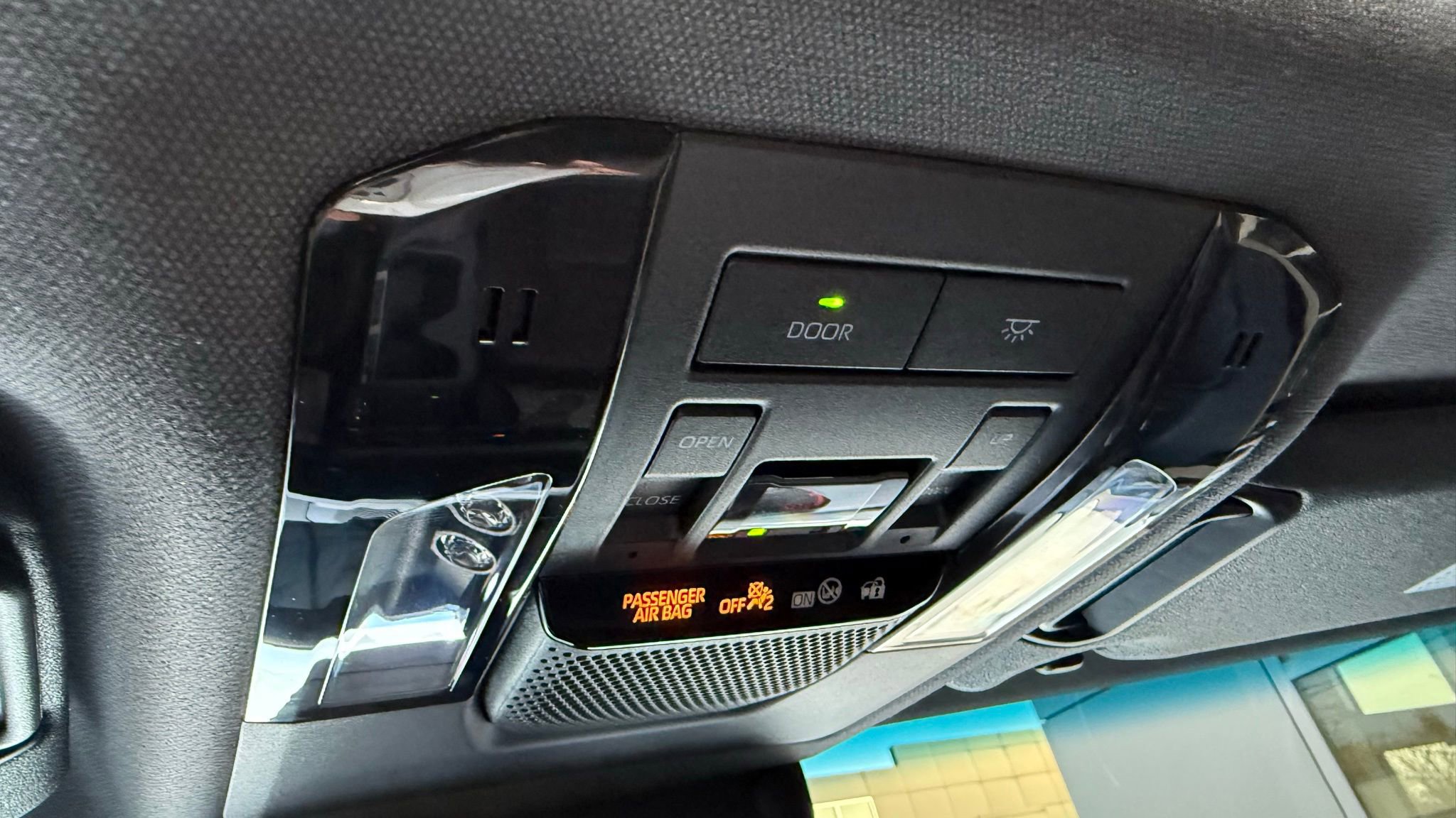 Used 2025 Toyota Land Cruiser image 41