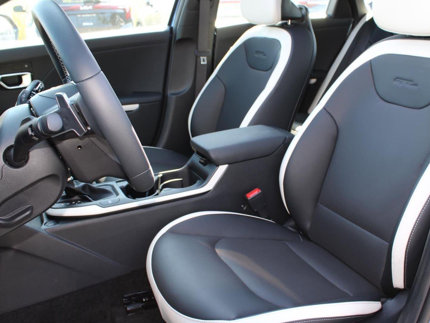 New 2025 Kia K4 GT-Line Turbo image 16