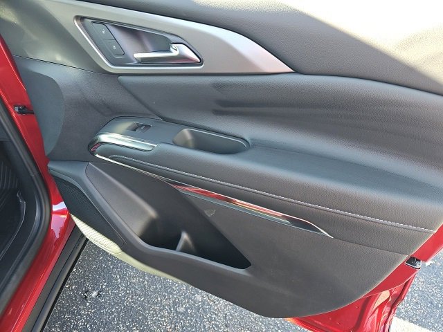 New 2026 Chevrolet Traverse LT image 16