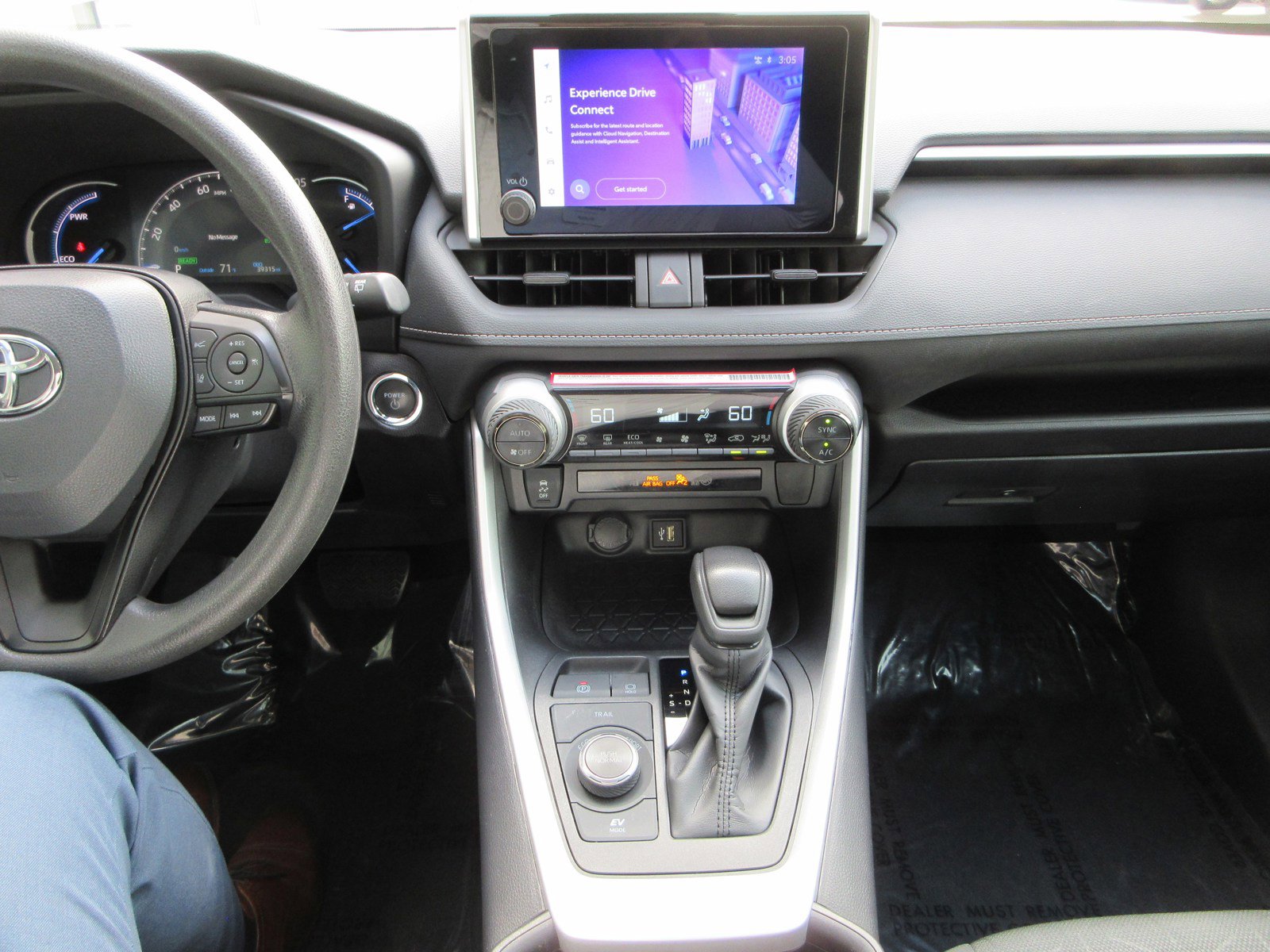 Used 2024 Toyota RAV4 XLE AWD/4WD image 36