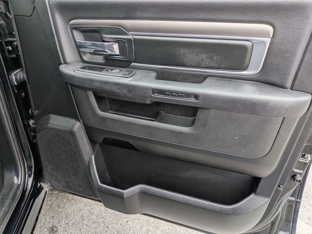 Used 2024 RAM 1500 Classic Warlock image 30