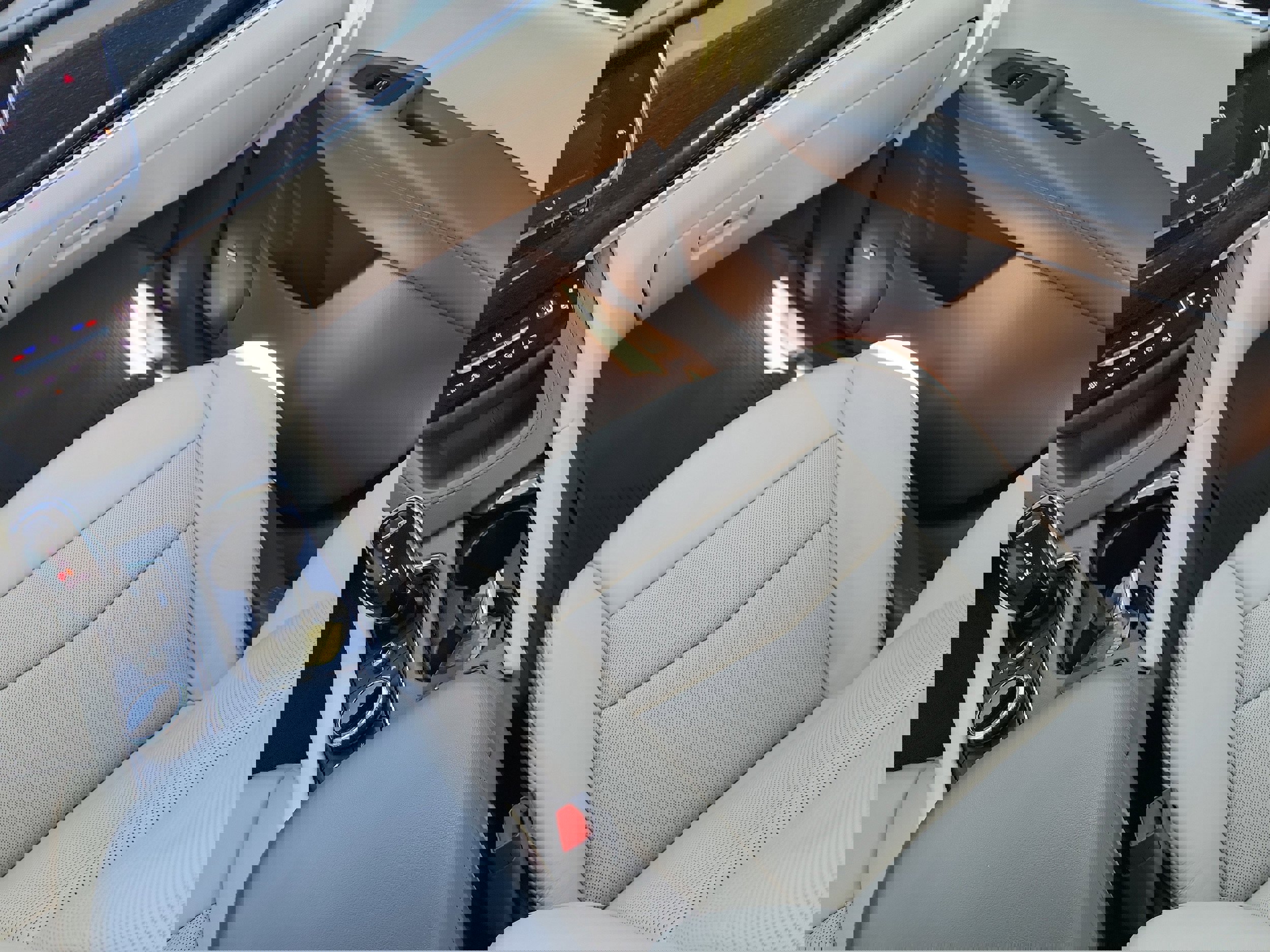 Used 2020 Cadillac XT6 Premium Luxury image 13