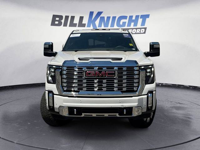 Used 2025 GMC Sierra 2500 Denali w/ Denali Reserve Package AWD/4WD image 8