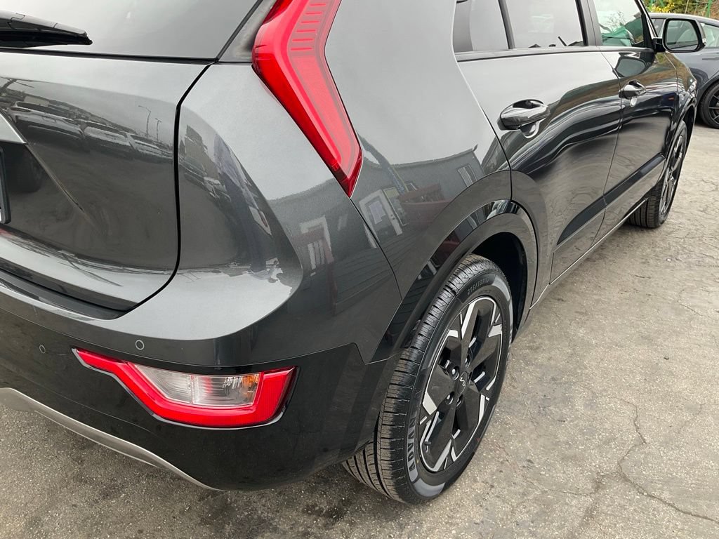 Used 2023 Kia Niro Wind FWD image 74