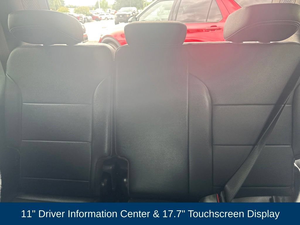 Used 2026 Chevrolet Traverse LT w/ LPO, Floor Liner Package FWD image 18