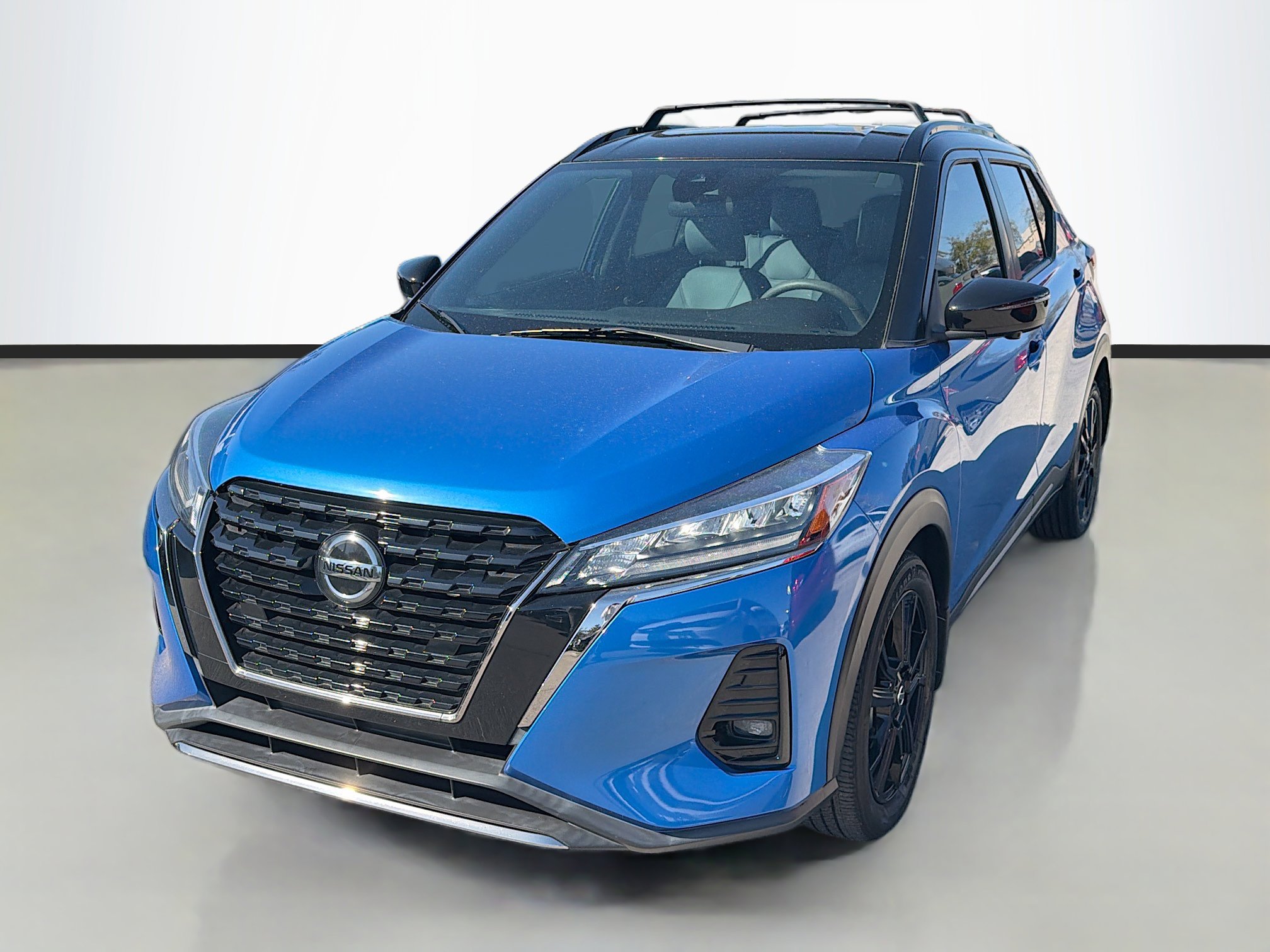 Used 2021 Nissan Kicks SR w/ SR Premium Package image 7