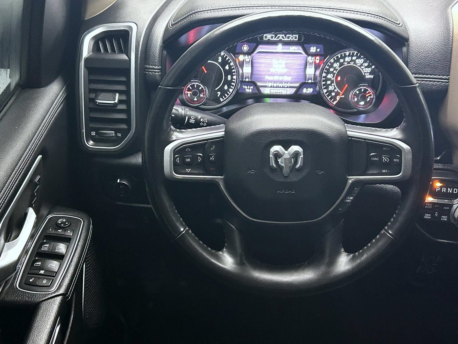 Used 2020 RAM 1500 Laramie AWD/4WD image 12