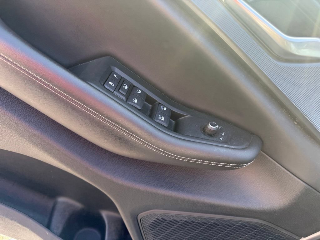 Used 2023 Jeep Grand Cherokee L Laredo AWD/4WD image 8