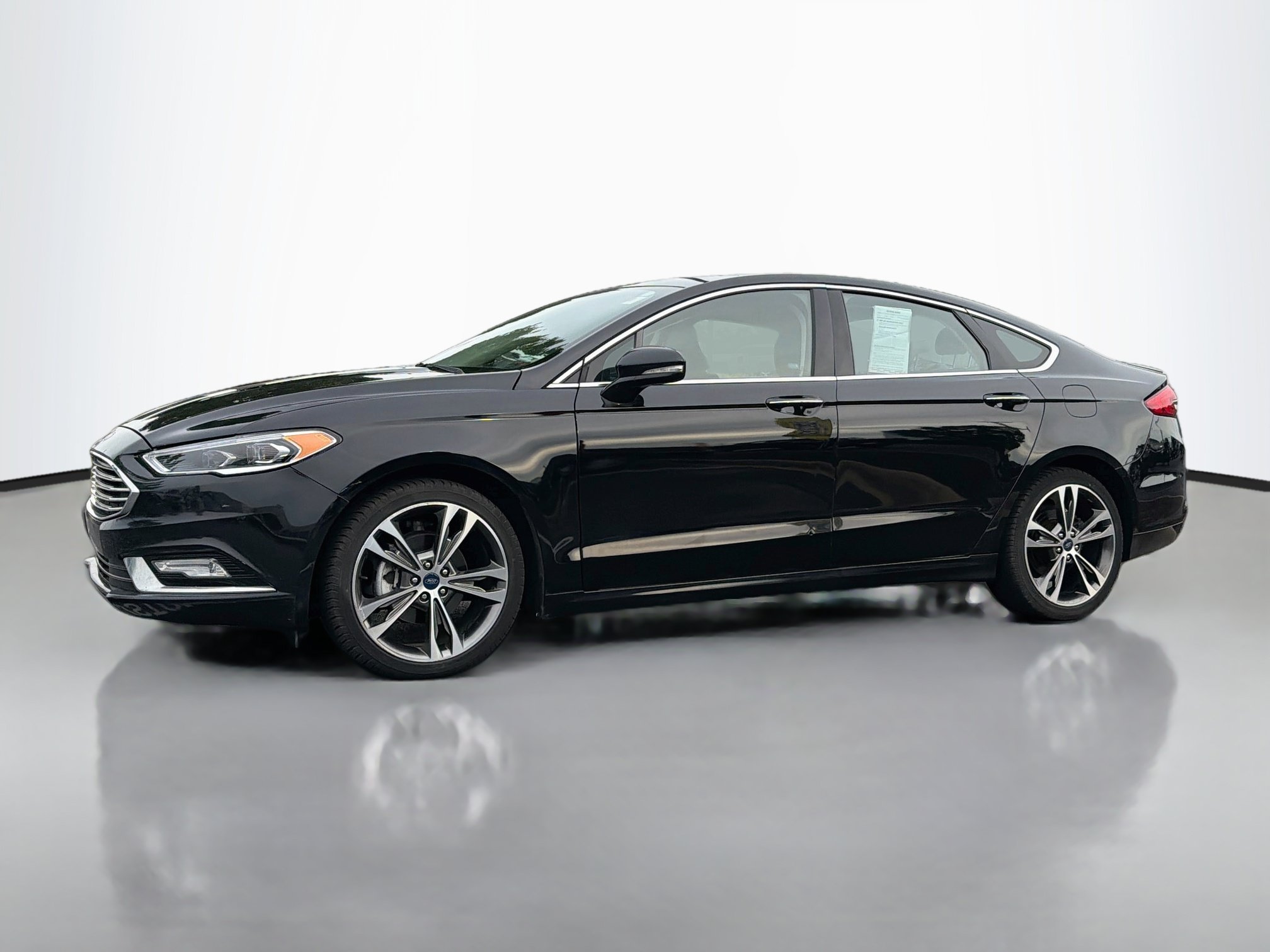Used 2017 Ford Fusion Titanium FWD image 3