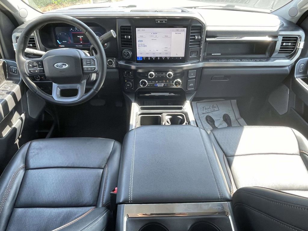 Used 2025 Ford F350 Lariat w/ Lariat Ultimate Package AWD/4WD image 11