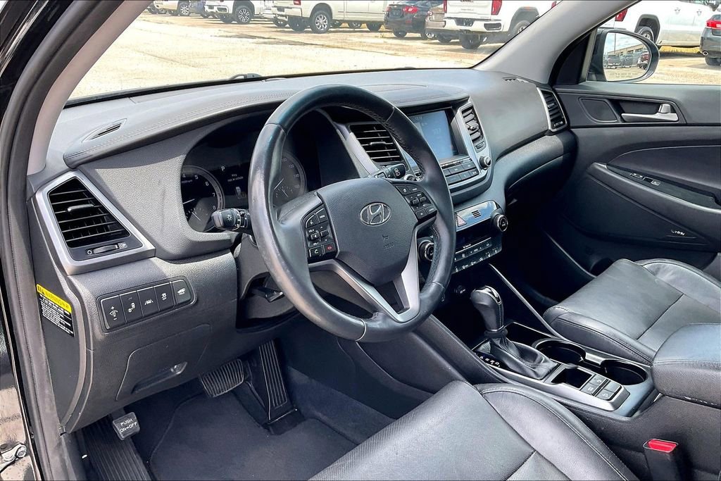 Used 2018 Hyundai Tucson Limited w/ Ultimate Package 02 FWD image 14