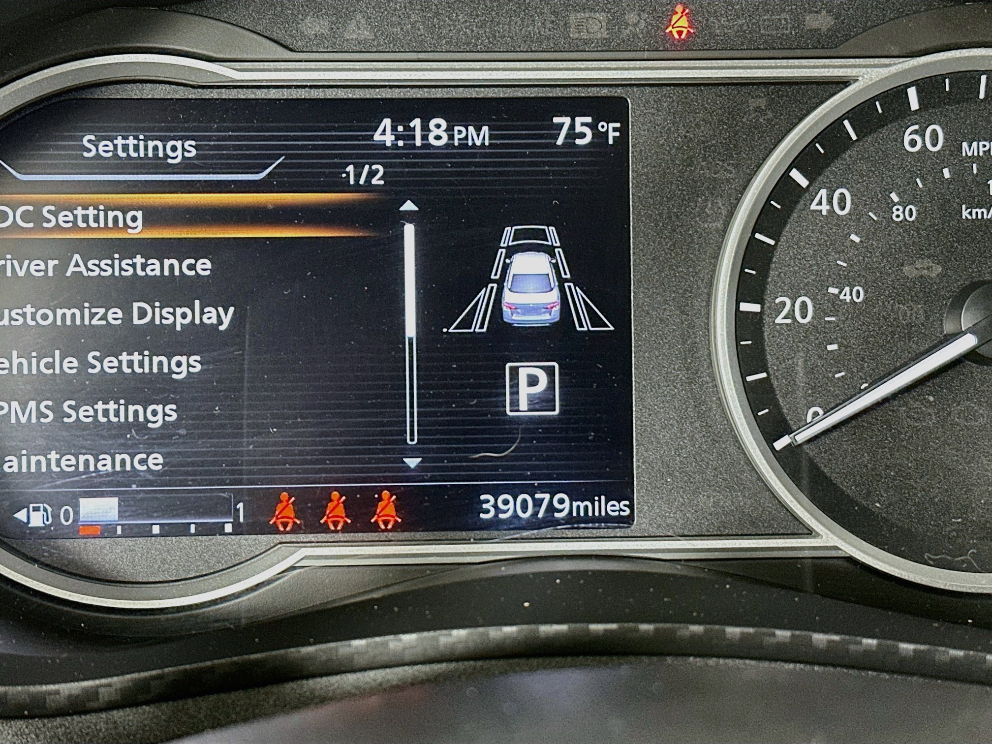 Used 2025 Nissan Versa SV FWD image 19