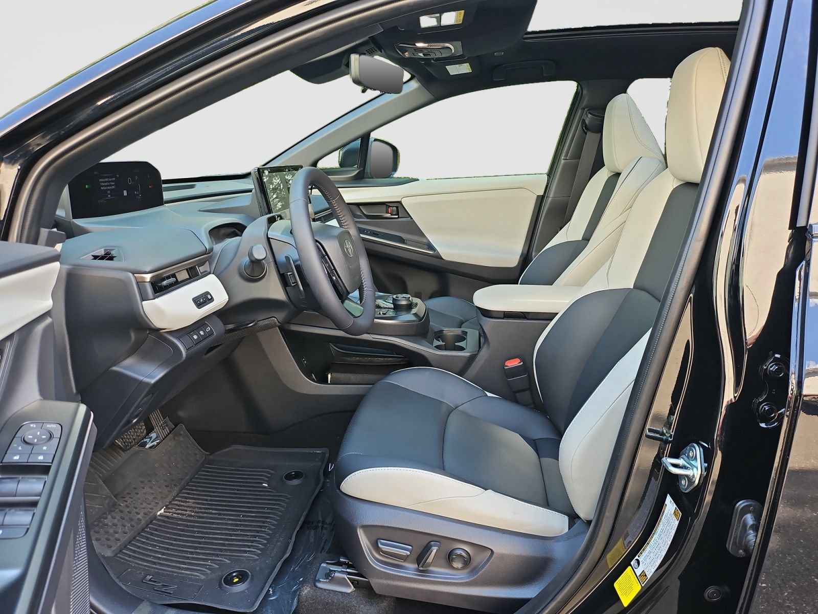 Used 2026 Toyota bZ AWD/4WD image 22