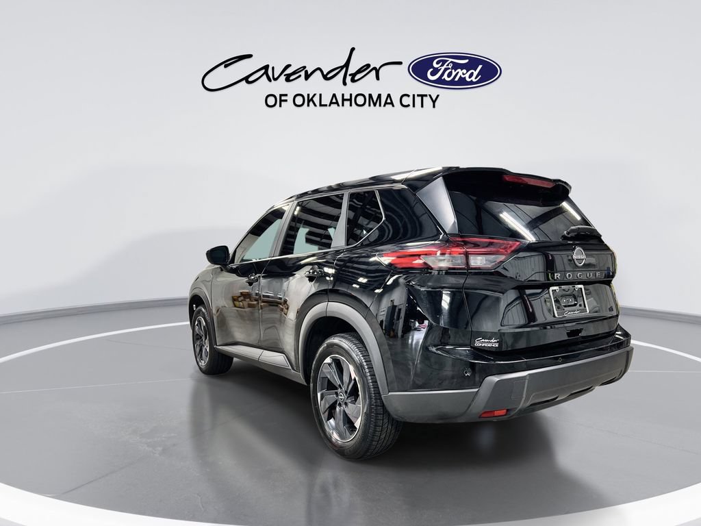 Used 2025 Nissan Rogue SV FWD image 6