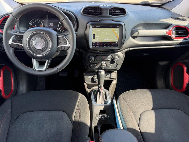 Used 2023 Jeep Renegade Trailhawk AWD/4WD image 9