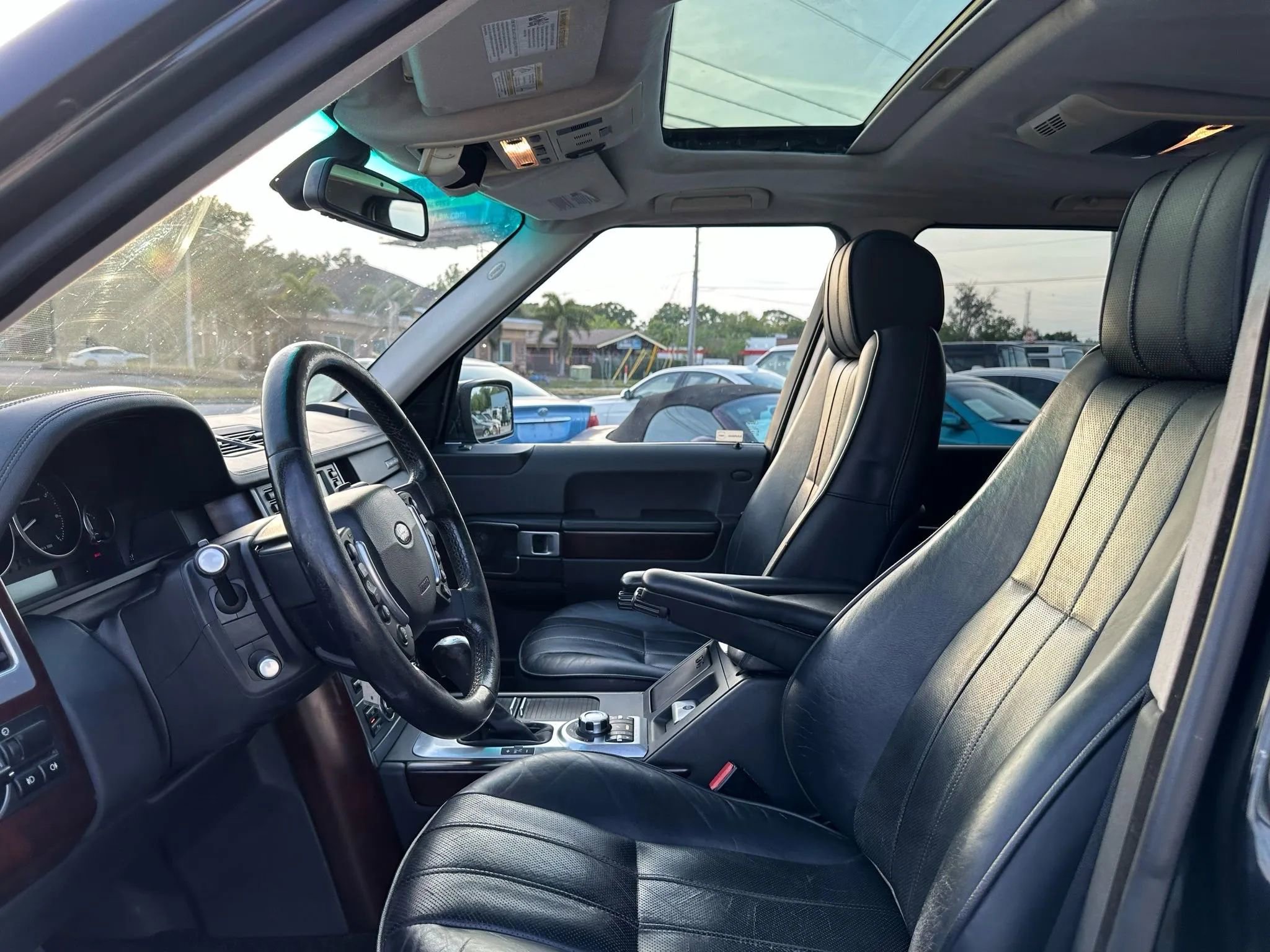 Used 2008 Land Rover Range Rover Supercharged image 18