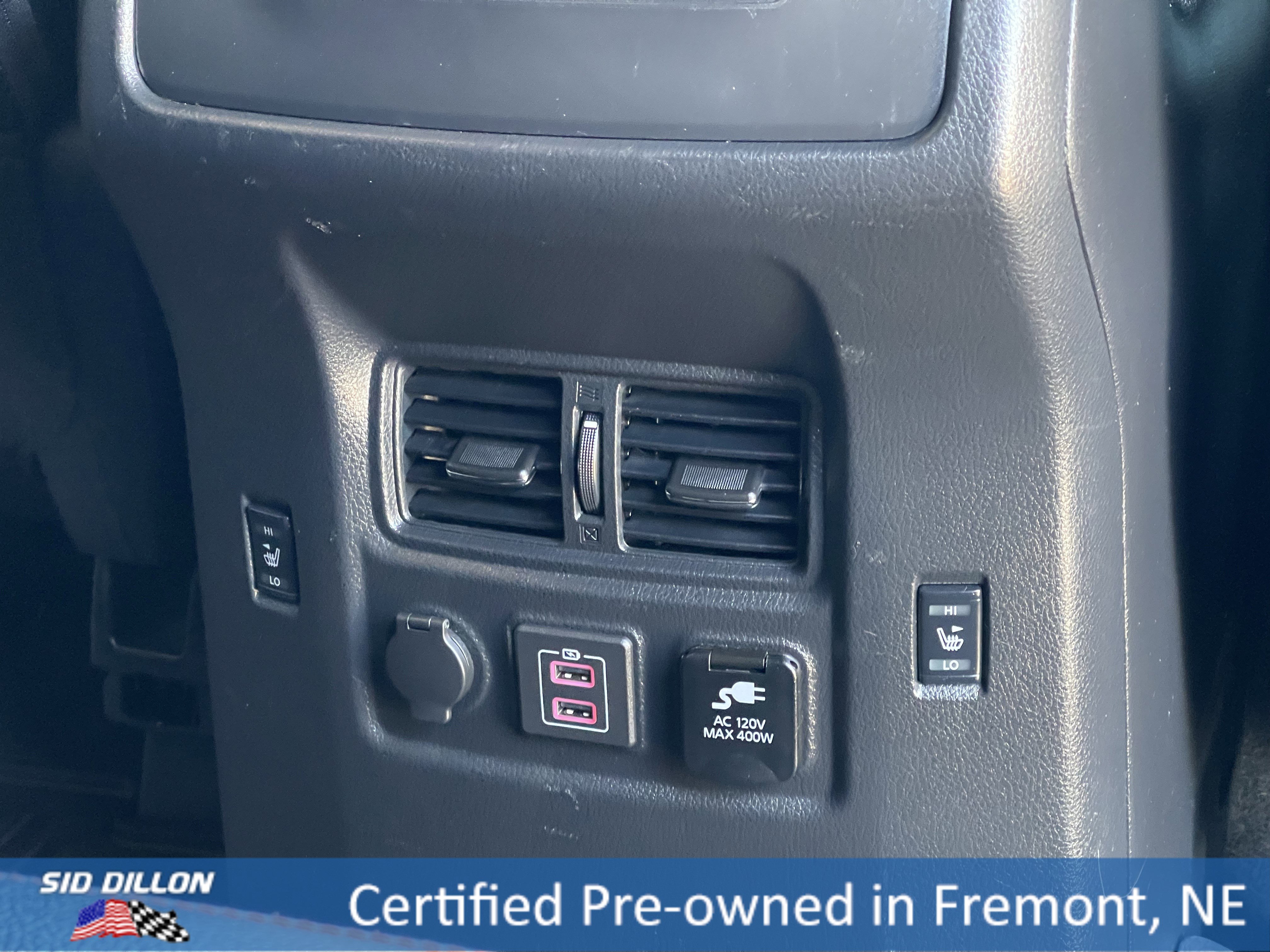 Used 2024 Nissan Titan PRO-4X w/ Pro-4x Convenience Package image 13