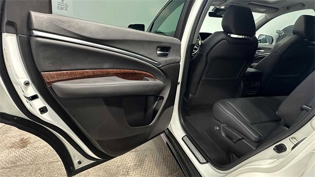 Used 2017 Acura MDX FWD w/ Technology Package image 21