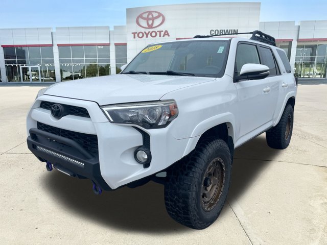 Used 2018 Toyota 4Runner SR5 Premium AWD/4WD image 7