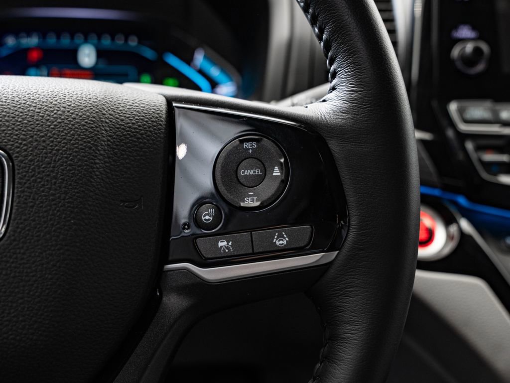 Used 2024 Honda Odyssey Elite image 29