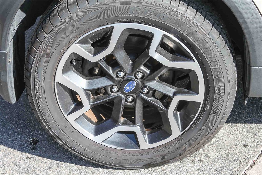 Used 2017 Subaru Crosstrek 2.0i Premium w/ Moonroof Package image 13