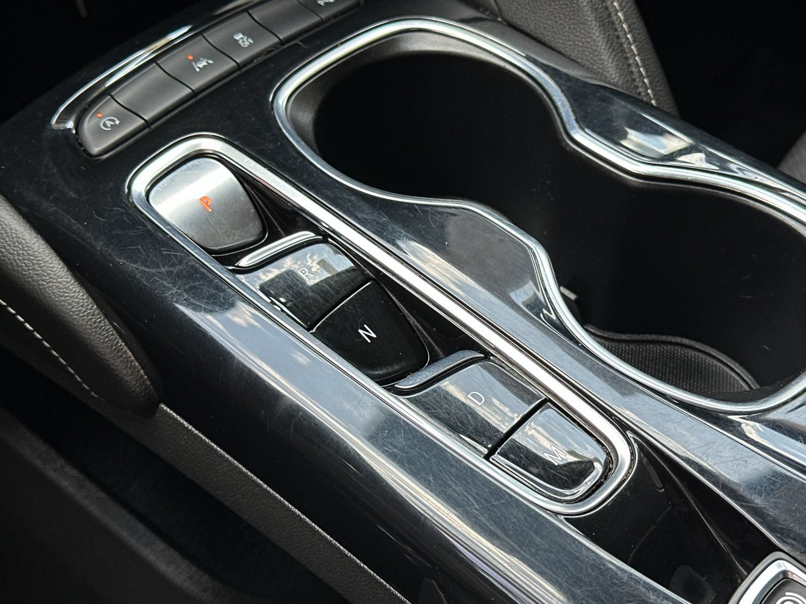 Used 2023 Buick Envision Essence FWD image 19
