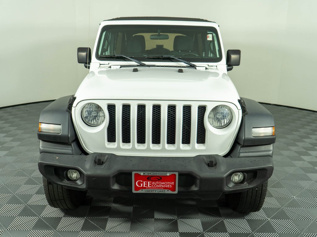 Used 2018 Jeep Wrangler Unlimited Sport image 2