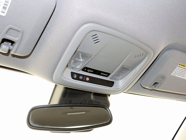 Used 2016 Chevrolet Malibu LT w/ Leather Package image 22