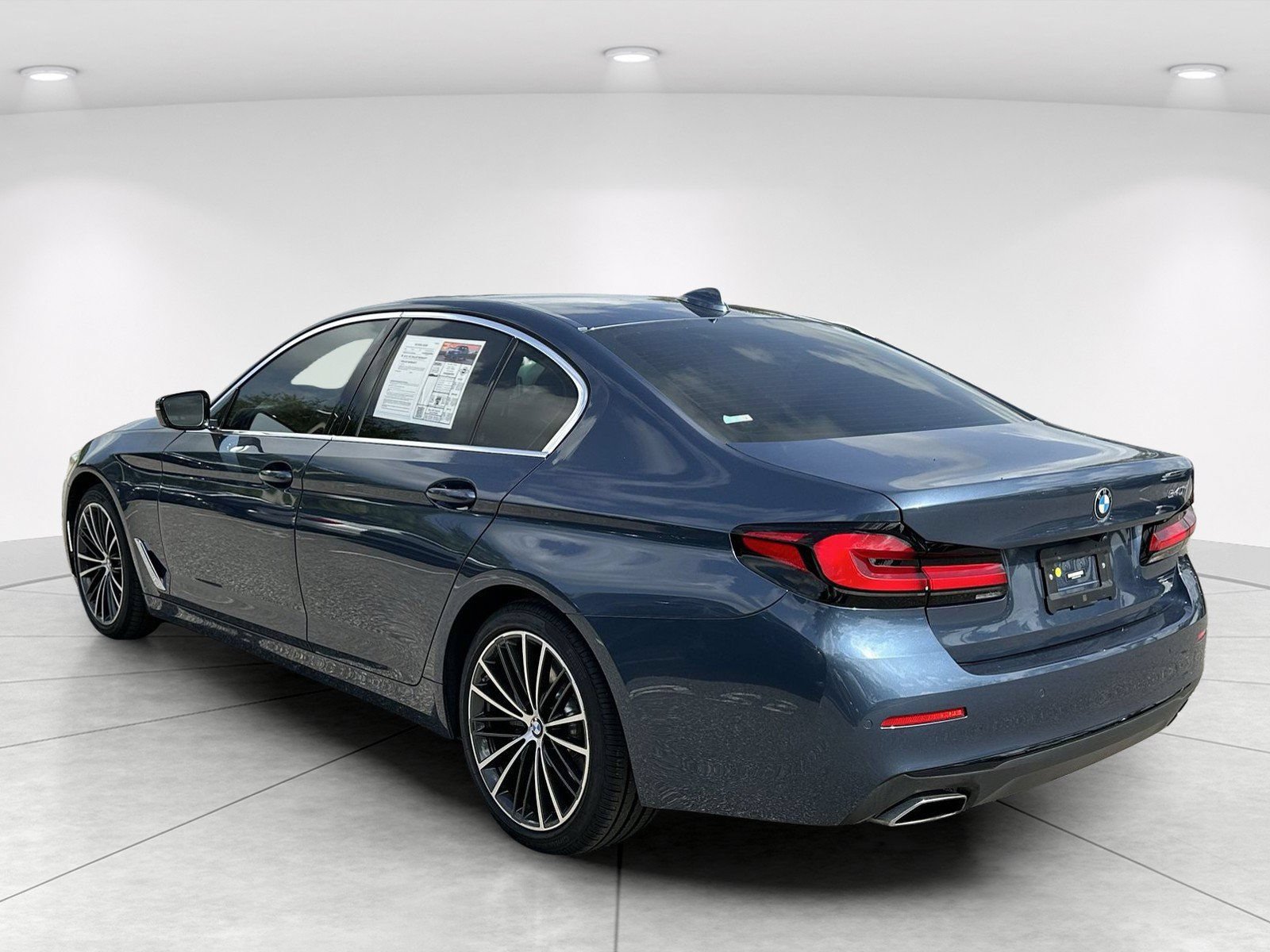 Certified 2023 BMW 540i w/ Executive Package RWD image 6