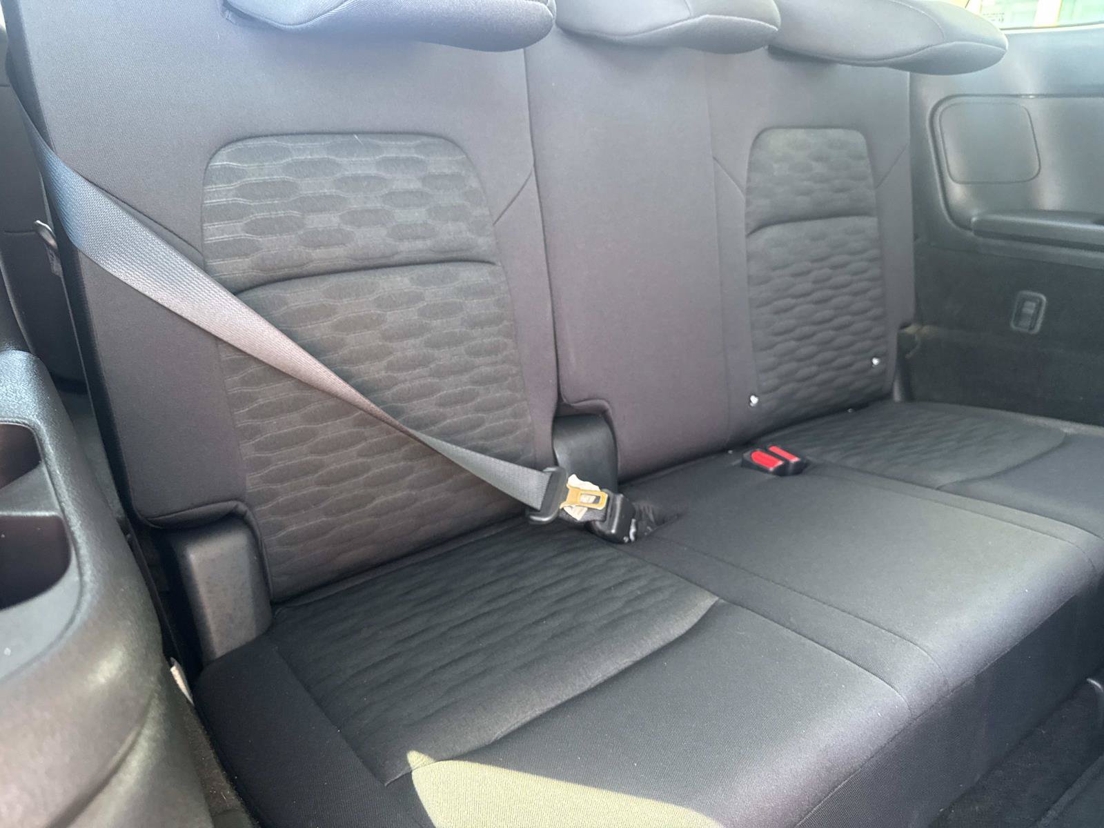 Used 2025 Nissan Pathfinder SV FWD image 8